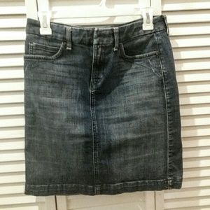 Banana Republic Denim Skirt Size 2